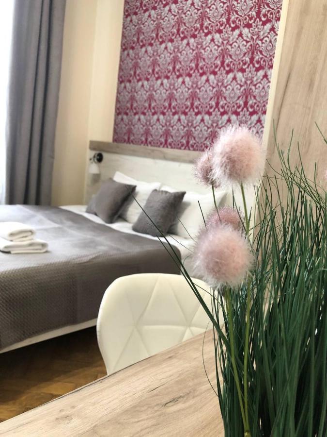 Demar Apart Herzena Lviv Ngoại thất bức ảnh