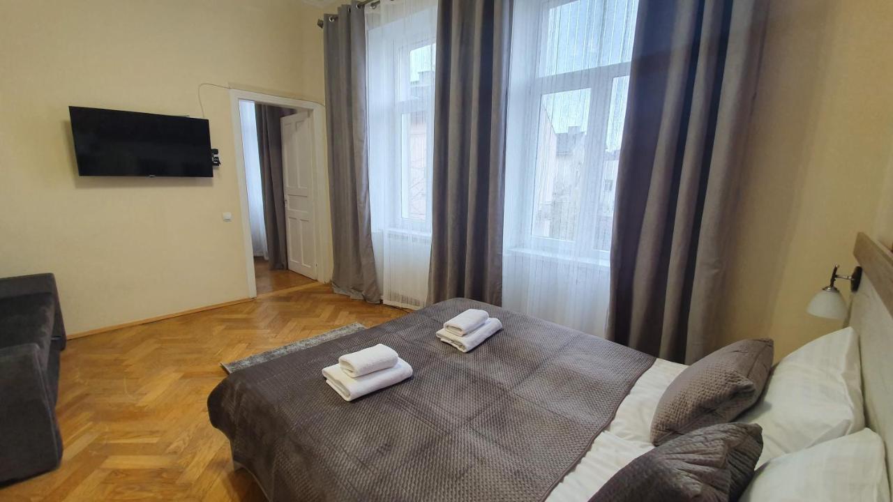 Demar Apart Herzena Lviv Ngoại thất bức ảnh