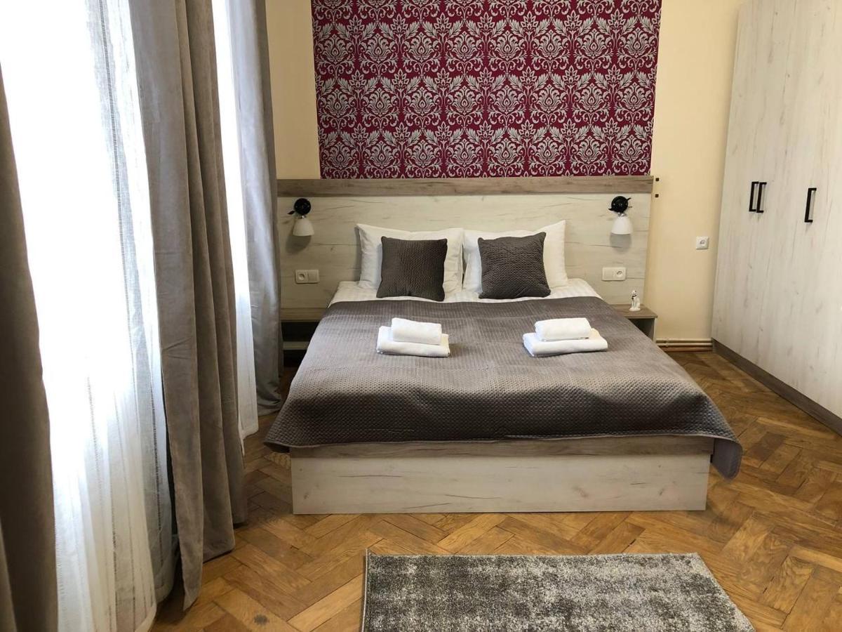 Demar Apart Herzena Lviv Ngoại thất bức ảnh
