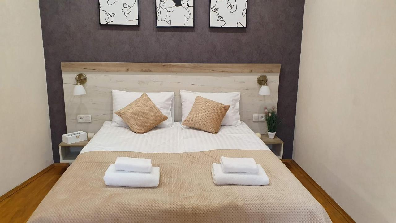 Demar Apart Herzena Lviv Ngoại thất bức ảnh