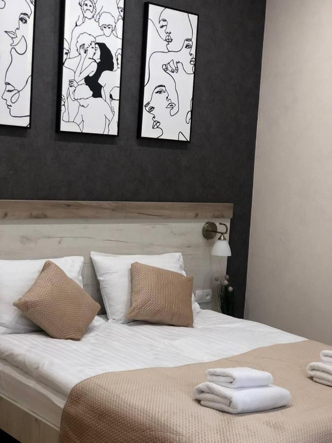 Demar Apart Herzena Lviv Ngoại thất bức ảnh