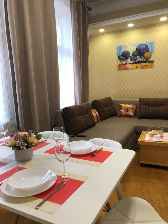 Demar Apart Herzena Lviv Ngoại thất bức ảnh