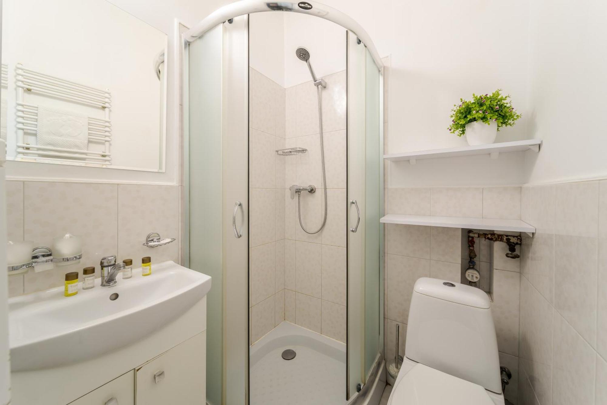 Demar Apart Herzena Lviv Ngoại thất bức ảnh
