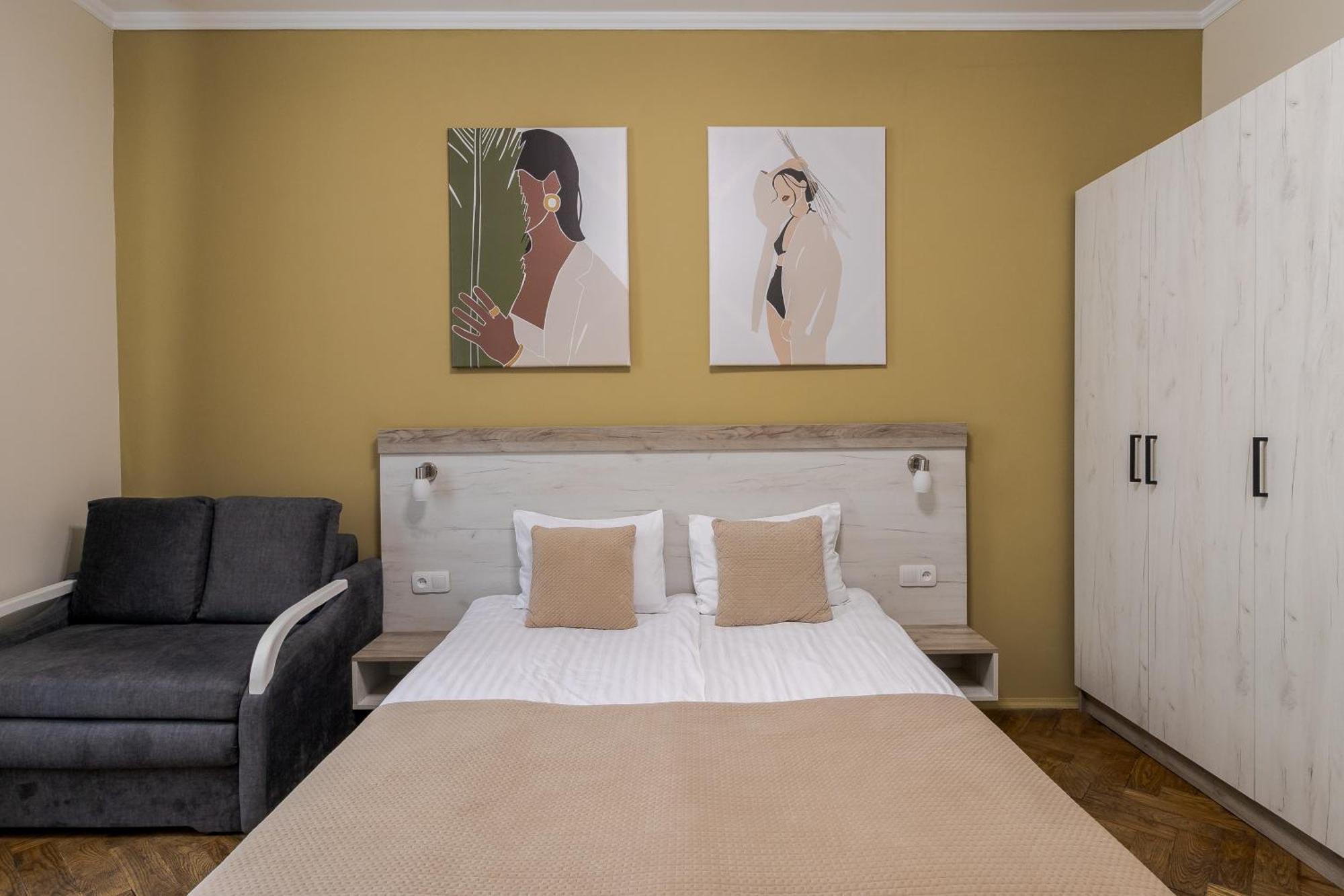 Demar Apart Herzena Lviv Ngoại thất bức ảnh