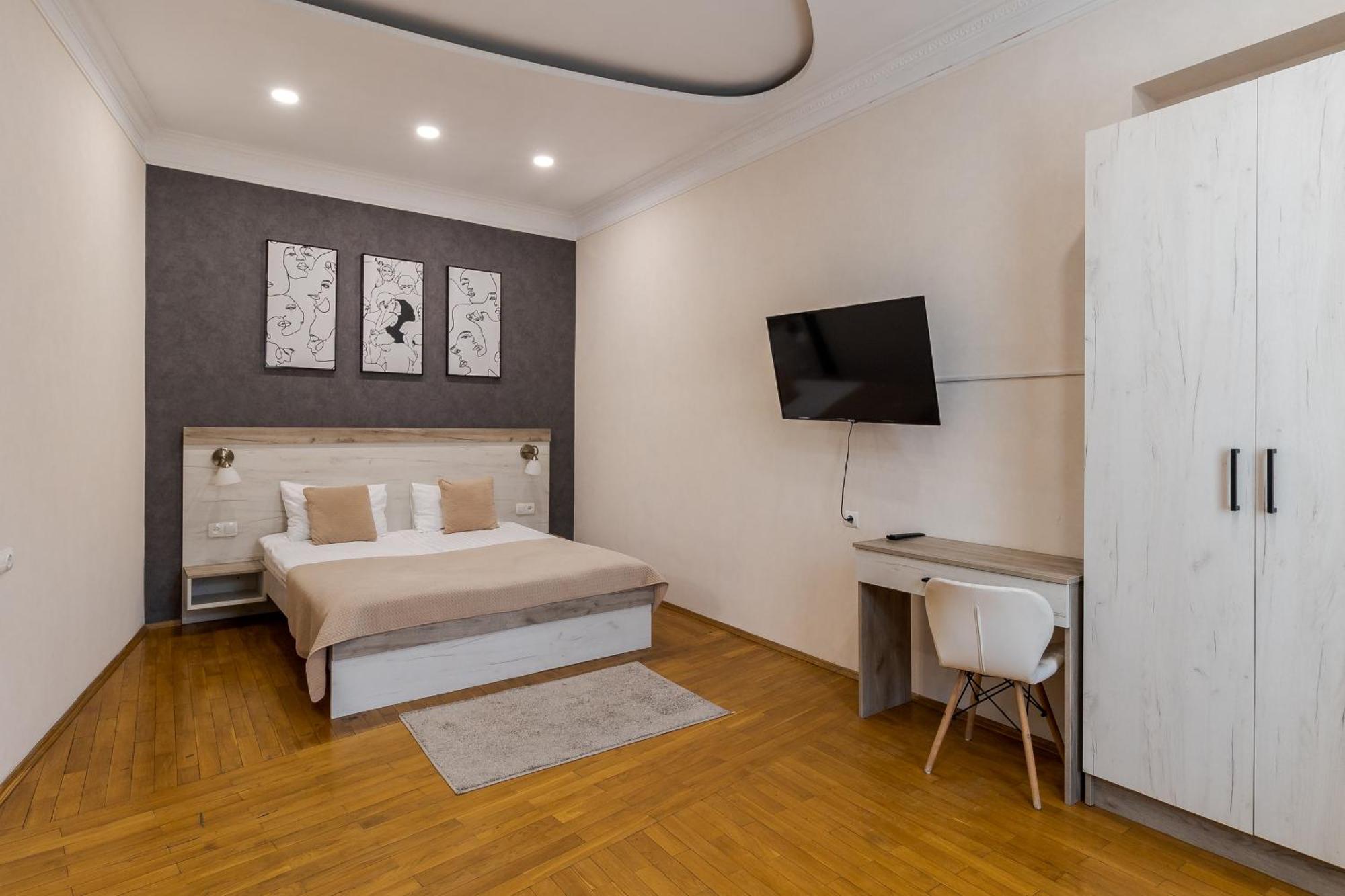 Demar Apart Herzena Lviv Ngoại thất bức ảnh